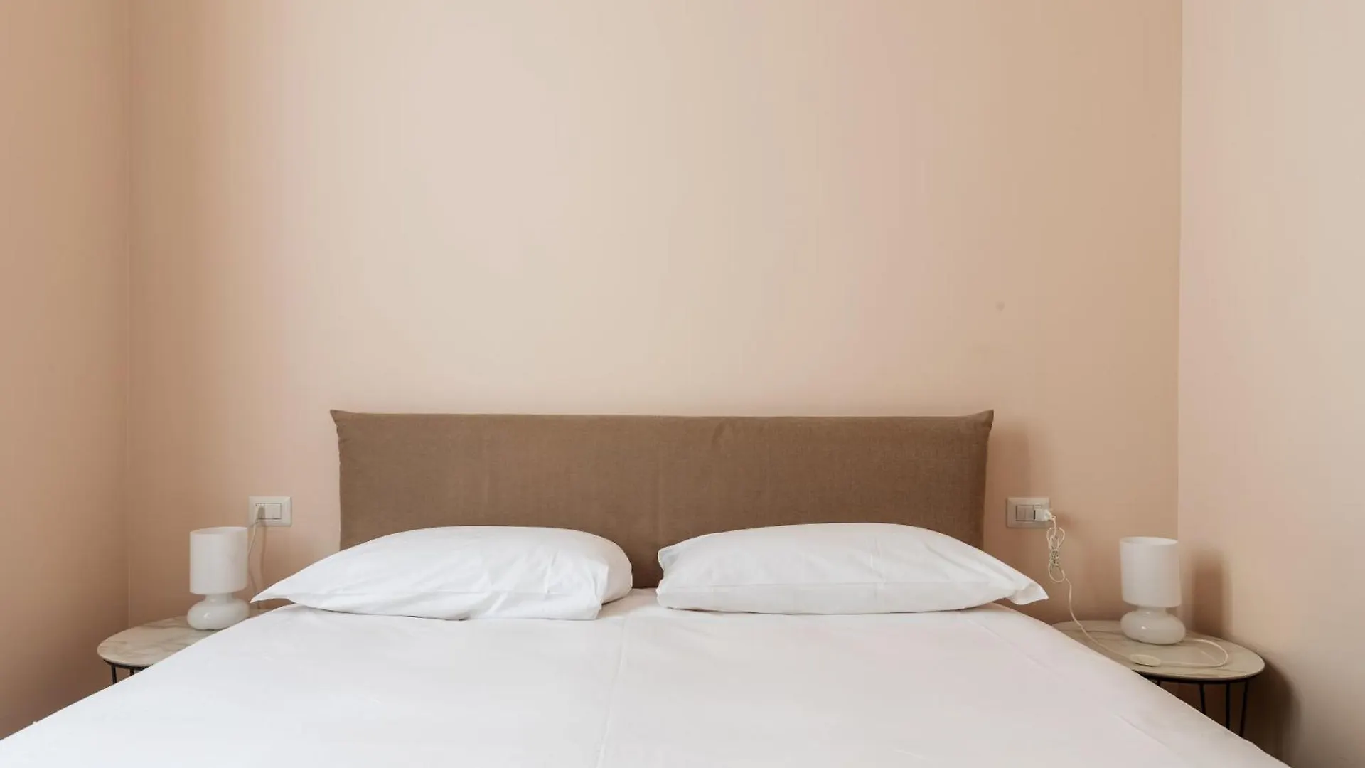 Nuovo Bilocale Appena Ristrutturato Vicino Darsena Milan Apartment